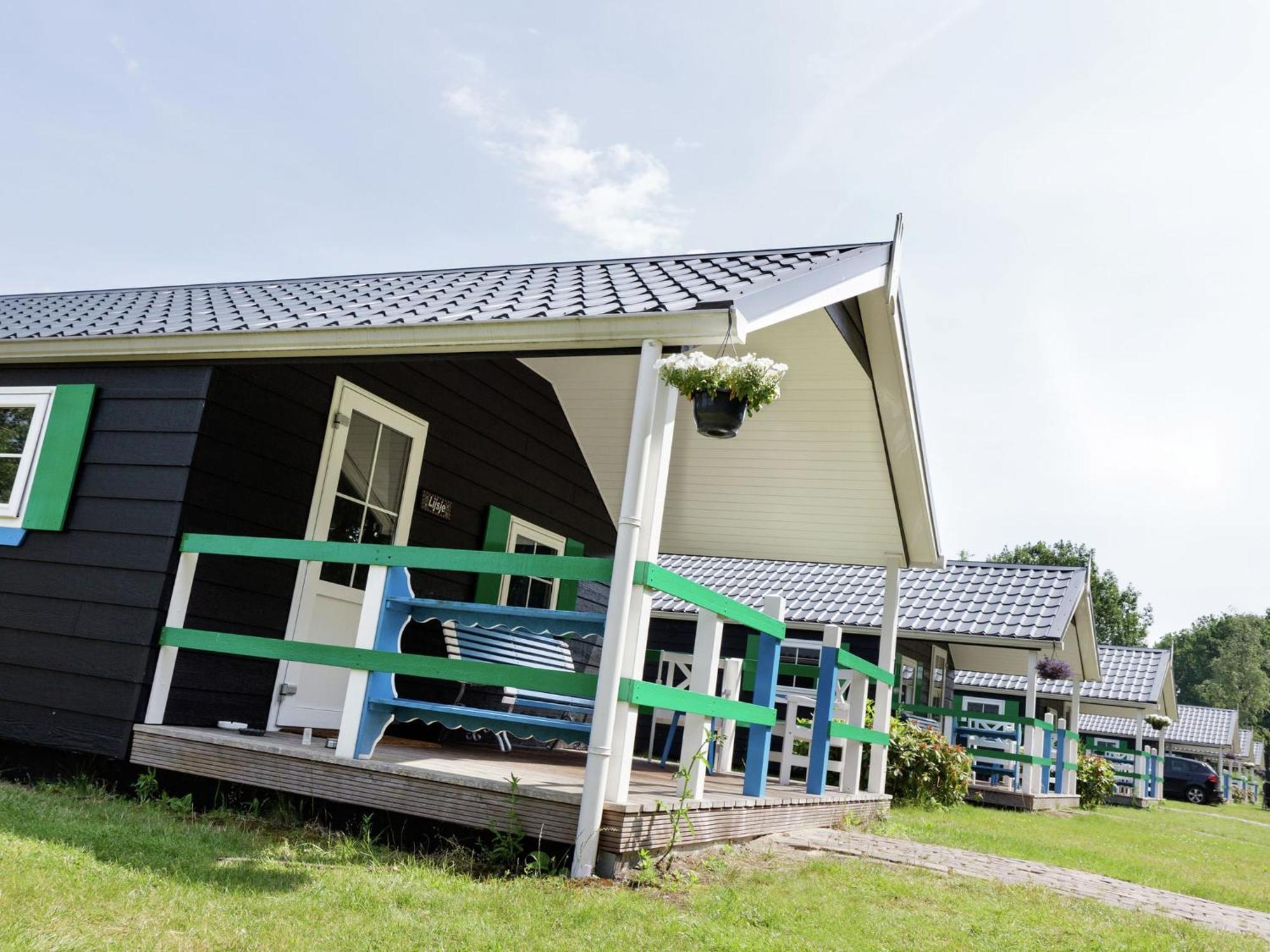 Chalet With Dishwasher, In Natural Environment IJhorst Exterior photo