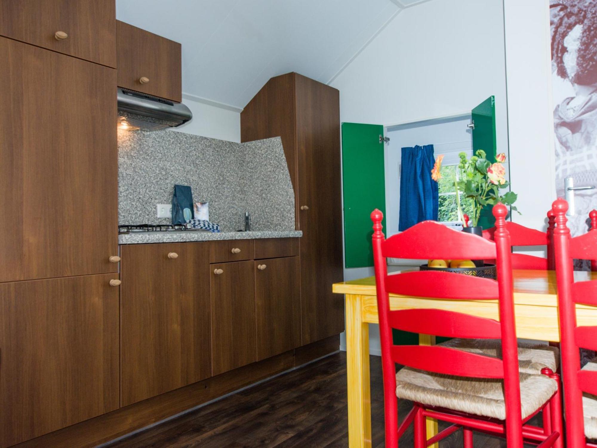 Chalet With Dishwasher, In Natural Environment IJhorst Exterior photo